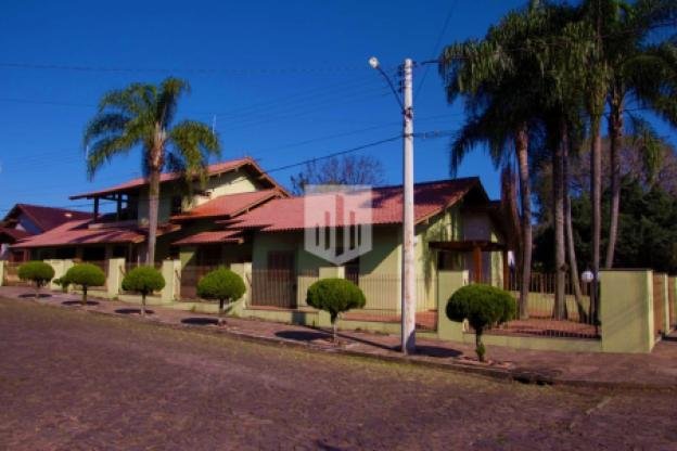Casas e Sobrados com 4 quartos, 553,80 m², à venda por R$ 950.000,00 - Palmares - Ivoti